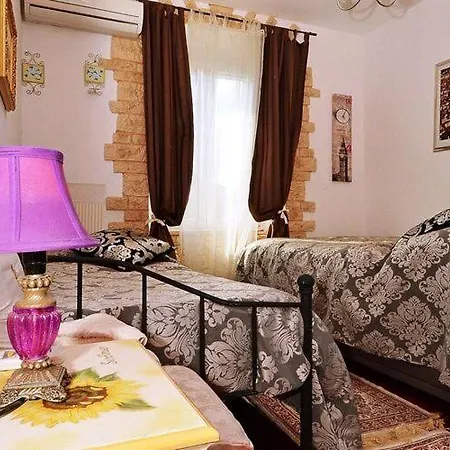 Bepe - Three Bedroom With Sea View 公寓 斯普利特